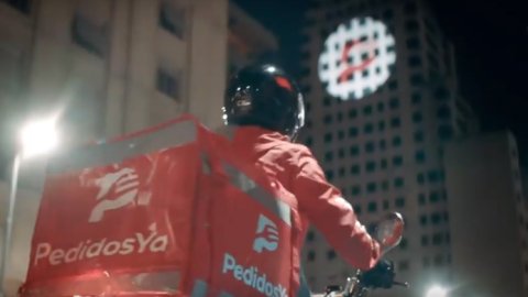 PedidosYa presenta su nueva campaña digital "#PedidoSeñal"