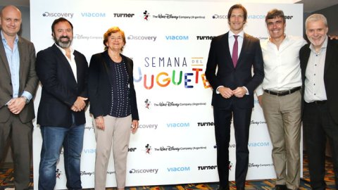 Señales infantiles se unen para fomentar el juego en los niños