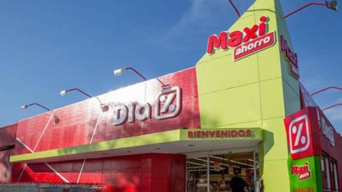 Supermercados DIA celebra el verano en Miramar