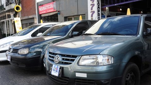Especialistas sostienen que crecerá la venta online de autos usados en 2019