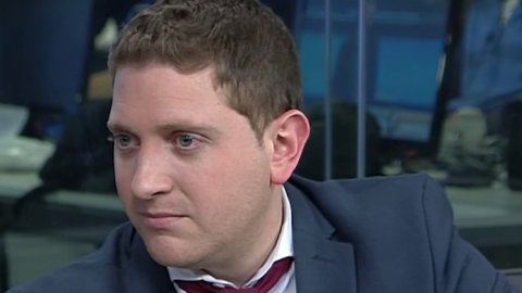 Jonatan Viale dejará de trabajar en CNN en Español