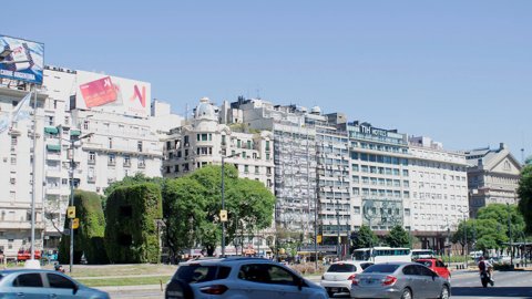 VPM adquirió los soportes publicitarios de JCDecaux en Argentina