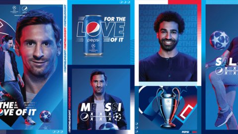 Pepsi lanzó su campaña mundial “Por amor a ella” con Messi y Salah