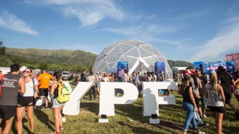 YPF cargó de energía el Cosquin Rock 2019