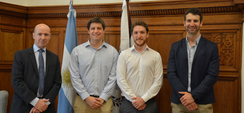 UADE otorgará becas para empleados del Distrito Tecnológico