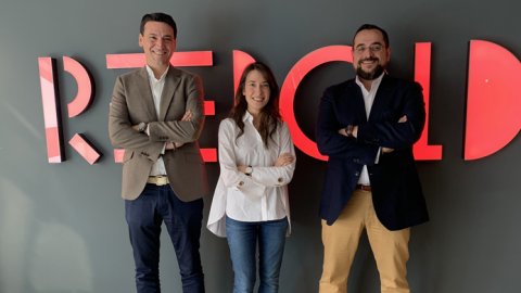 Rebold refuerza su cúpula directiva en España