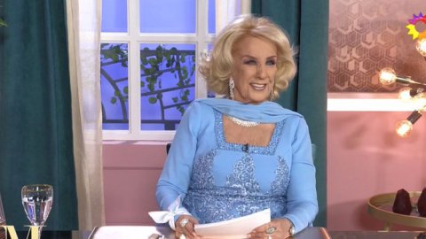 Con un nuevo horario, Mirtha Legrand volvió a Eltrece