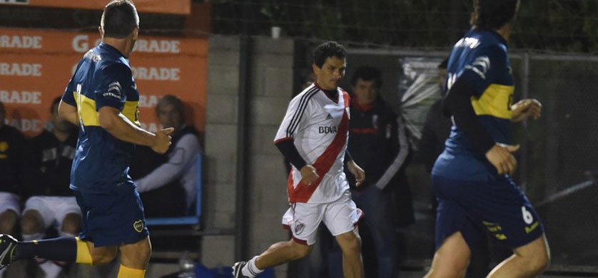 TNT Sports transmite el torneo de leyendas del fútbol senior
