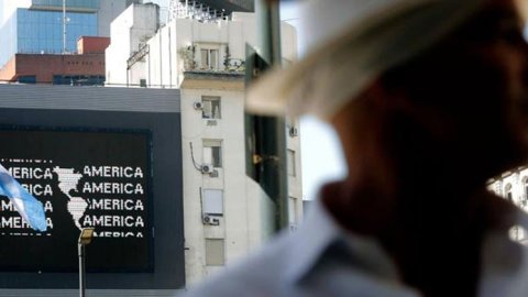Atacama exhibe "Un logo para América", la simbólica obra de Alfredo Jaar