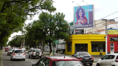 AYI Publicidad cede espacios libres a artistas emergentes
