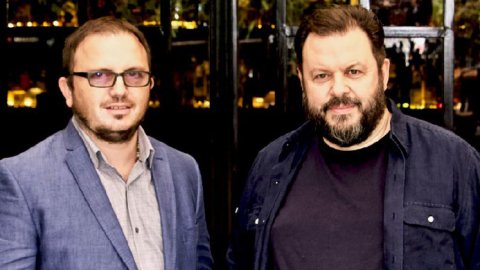 Nace Ourselves, lo nuevo de de Scopesi y Selfinterview