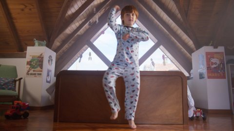 "Ya estoy bien con Ibupirac": la nueva campaña de Ibupirac Pediátrico junto a Craverolanis