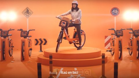 Preestreno: "Queremos que andes mejor" lo nuevo Grey para Itaú