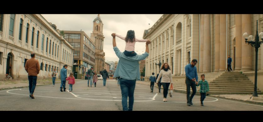 "Subámonos", el primer spot de The Juju Colombia para el Metro