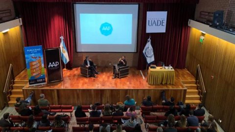 La AAP participó de la Jornada Publicitaria “Federico Ortiz” en la UADE