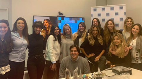 AMC Networks Latin America invitó a sus clientas a una Master Class de maquillaje