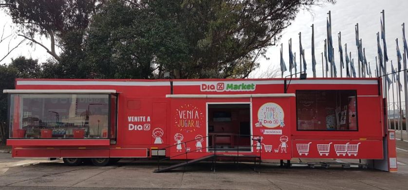 DIA abre un “mini super” en Tecnópolis