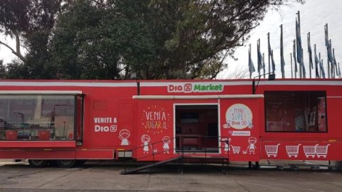 DIA abre un “mini super” en Tecnópolis