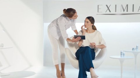 Verne presenta nuevo comercial para Eximia del "Grupo Roemmers"