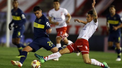 Vuelve la Superliga de fútbol: Horarios y TV de la primera fecha