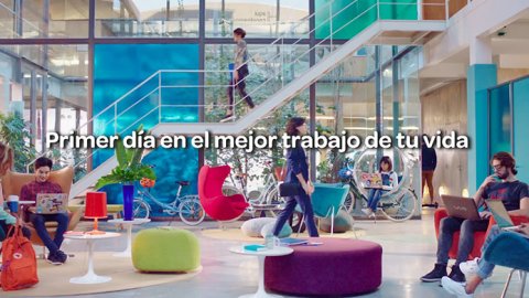 "Comete Al Mundo", la nueva campaña regional de +Castro para Halls