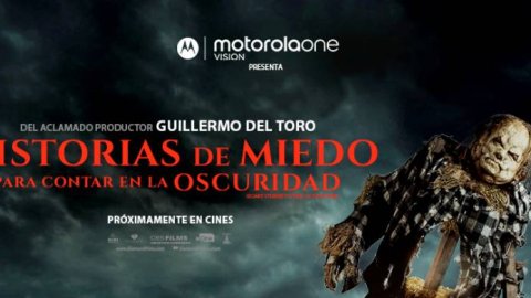 Motorola acompaña el lanzamiento de "Historias de Miedo para Contar en la Oscuridad", lo nuevo de Guillermo del Toro