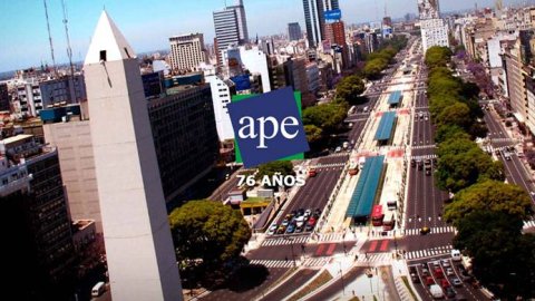 La Asociación Argentina de Empresas de Publicidad Exterior cumple 76 años