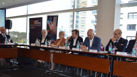 ENACOM y CERTAL presentaron Argentina Dialoga