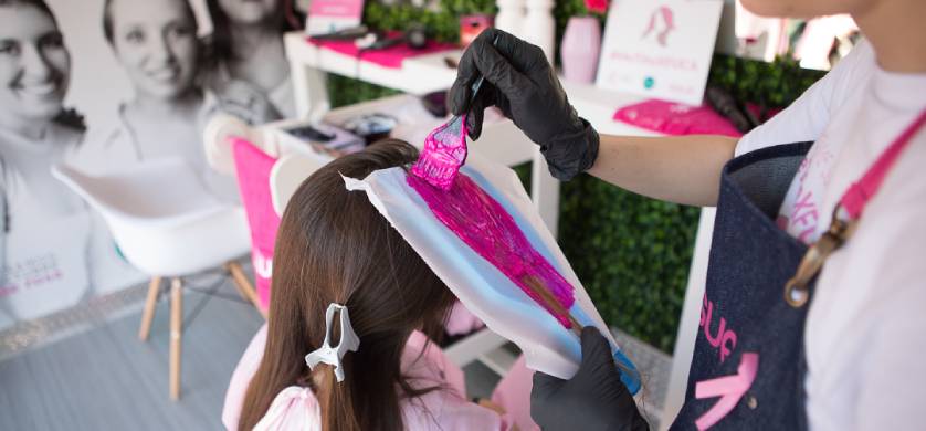 Campaña de Issue y FUCA en el mes internacional sobre cáncer de mama