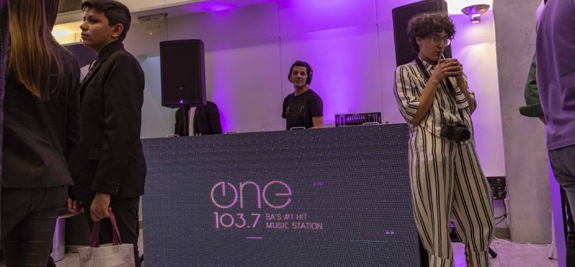 ONE 103.7 musicalizó un Congreso Internacional de la UAI