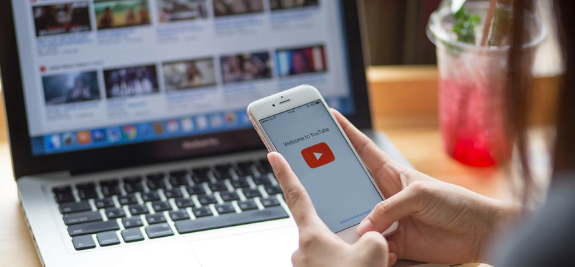 Para sus maratones de video los adolescentes prefieren YouTube a Netflix
