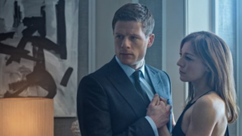 Llega el estreno de McMafia a la pantalla de AXN