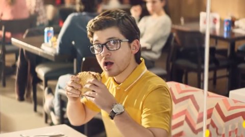 “Sándwiches Vips”, la nueva campaña de Archer Troy