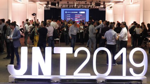 Telecom anticipa el futuro y muestra la evolución de la tecnología en el hogar
