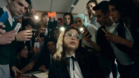"¿Flow o Netflix?", la nueva campaña de Flow creada por DON