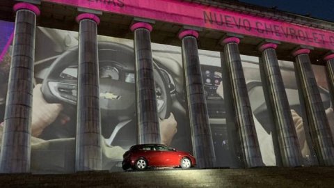Chevrolet lanzó el nuevo ONIX con una campaña diseñada por Carat