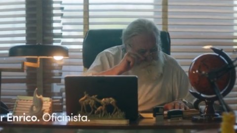Bigbox homenajea a los Papás Noel profesionales