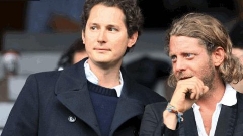 La familia dueña de Fiat compró los diarios La Repubblica y La Stampa