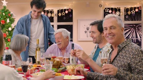 Coto lanza su nuevo comercial para celebrar las Fiestas