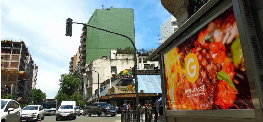 Publicidad Sarmiento mostró su circuito de Kioscos Digitales Max
