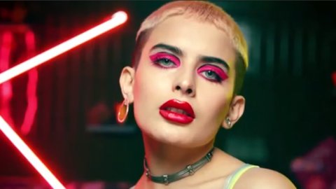 M·A·C Cosmetics lanzó su tienda oficial online con una fiesta en Instagram