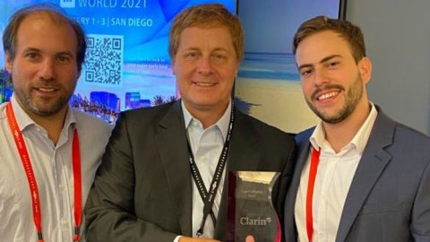 Premio a la transformación digital de Clarín