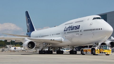 Lufthansa ofrecen flexibilidad para el cambio de reservas por el coronavirus