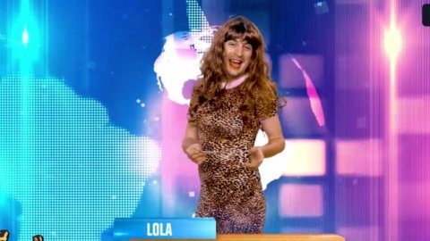 FW presenta micros de humor con “Lola Meraz”