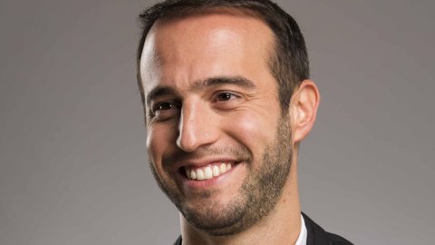 Nacho Girón debuta en simultaneo en CNN en Español y CNN Radio