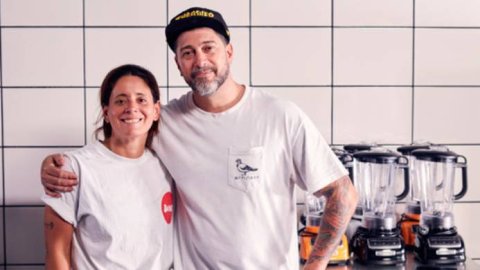 "Lele" Cristóbal y Mer Solís presentan recetas en redes sociales de Cinzano