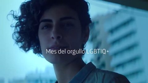 "Entre cuatro paredes", la nueva pieza de Movistar en el día del Orgullo LGBTQI+ 
