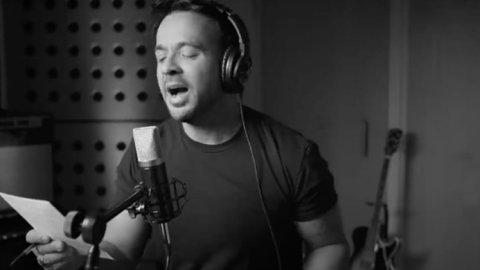 “Girasoles”, la acción de A+E Networks con Luis Fonsi