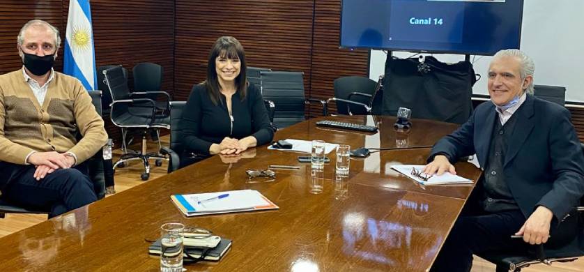 Televisión Pública Argentina firmó convenios con México y Perú