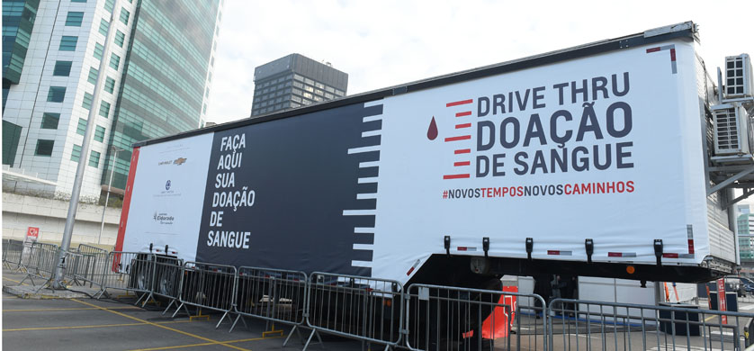 Chevrolet transformó un camión en un centro de donación de sangre